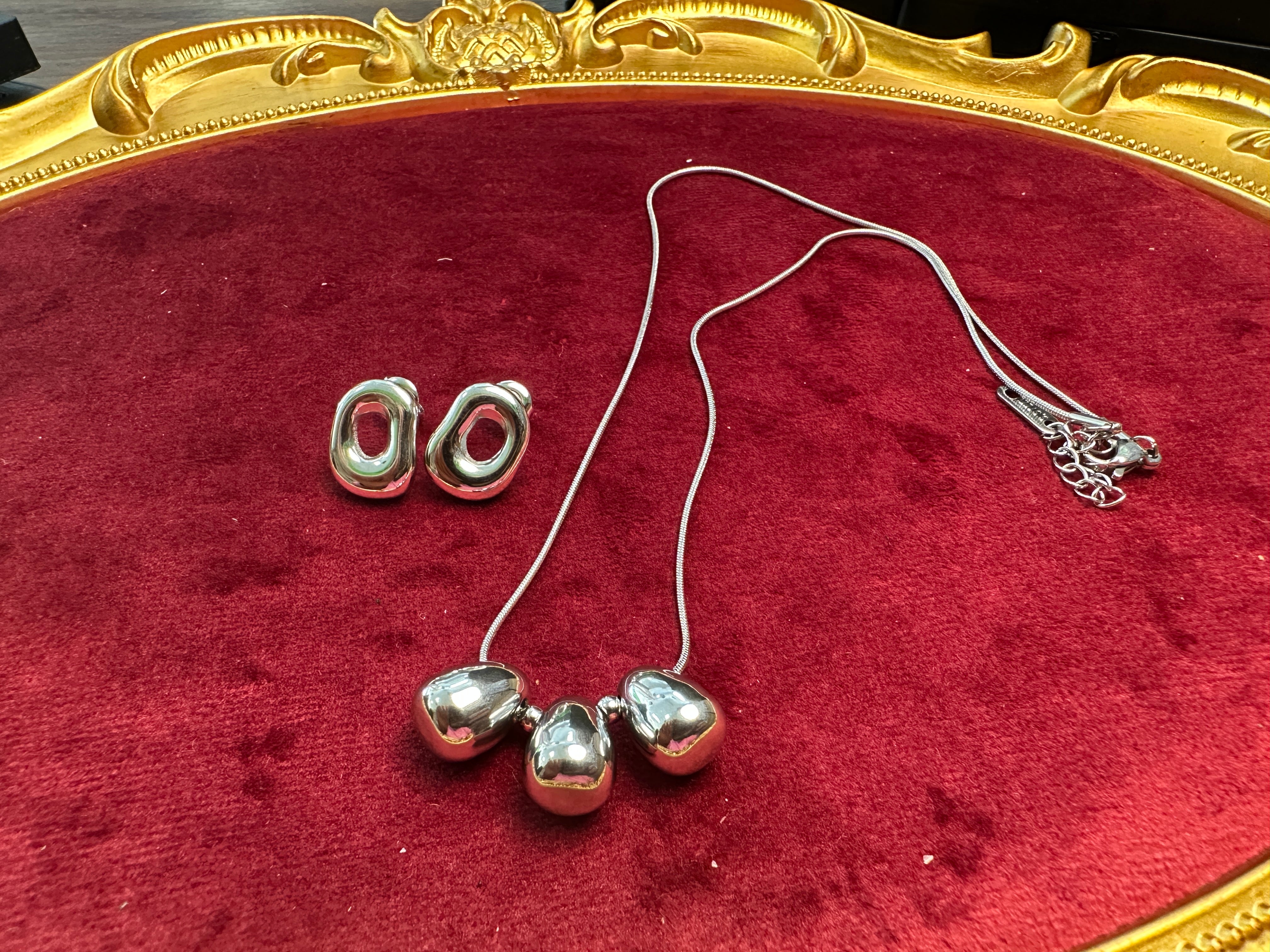 Stainless Steel Fringe Necklace – Statement Beaded Design(39)