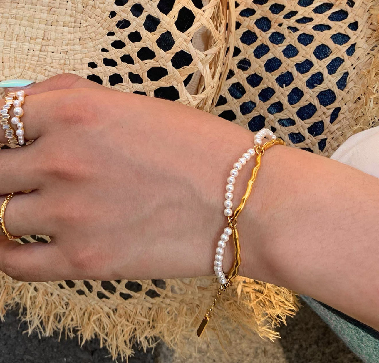 Double-Layer Pearl Bracelet with Gold Bamboo Links (5)