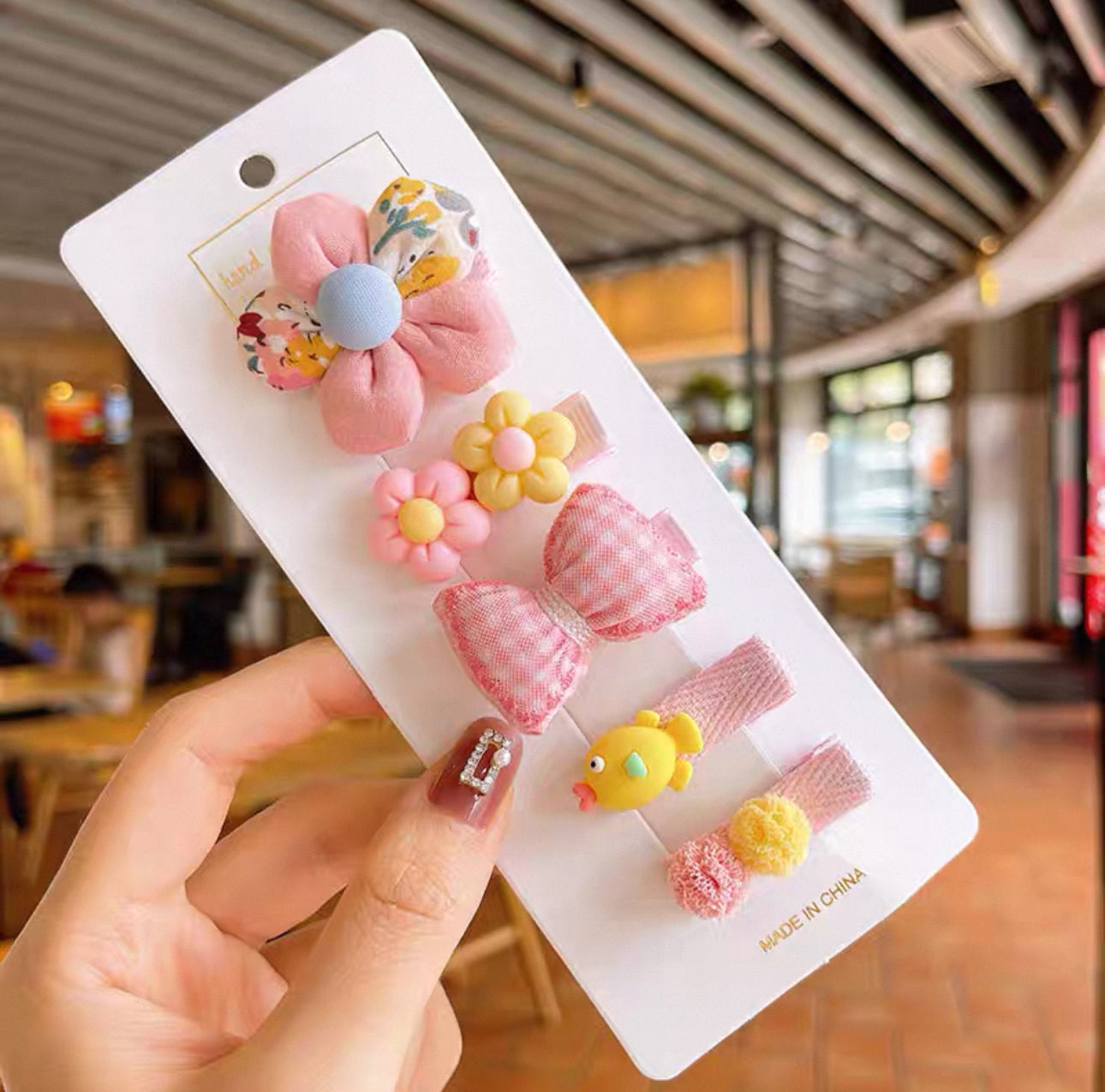 Flower & Smiley Hair Clip Set