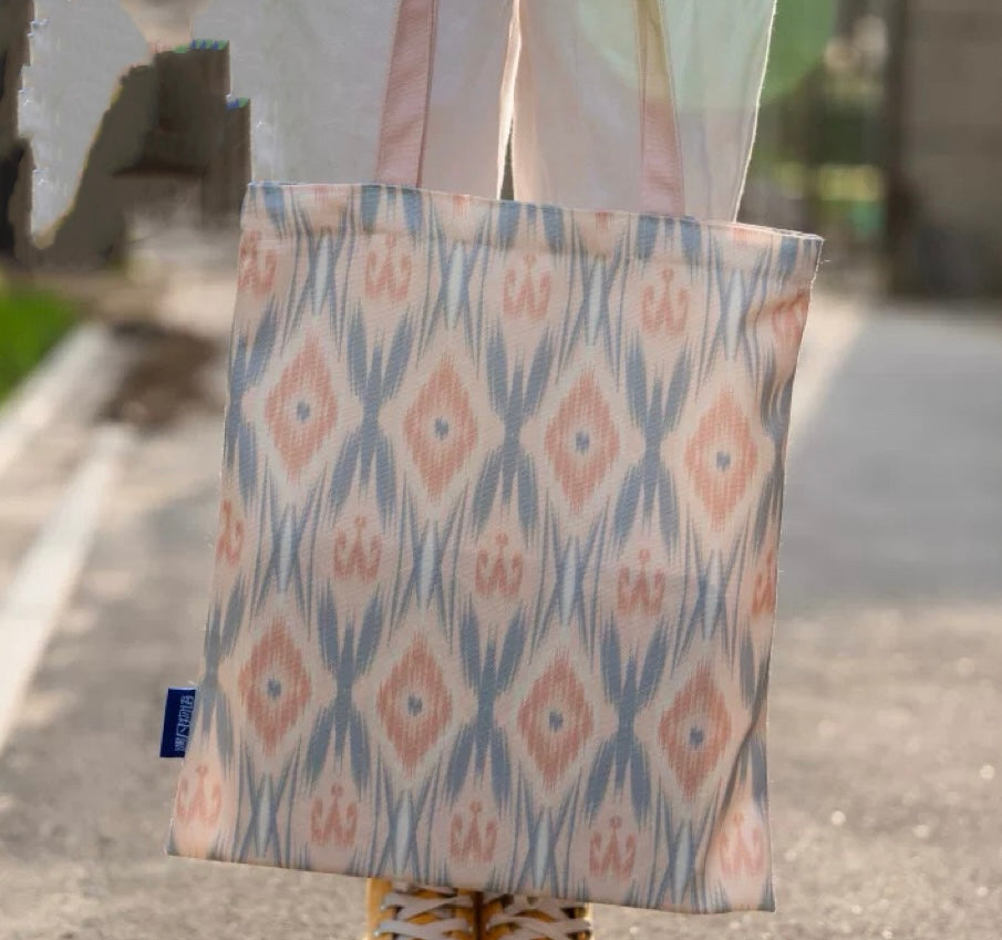 Tote atlas bag