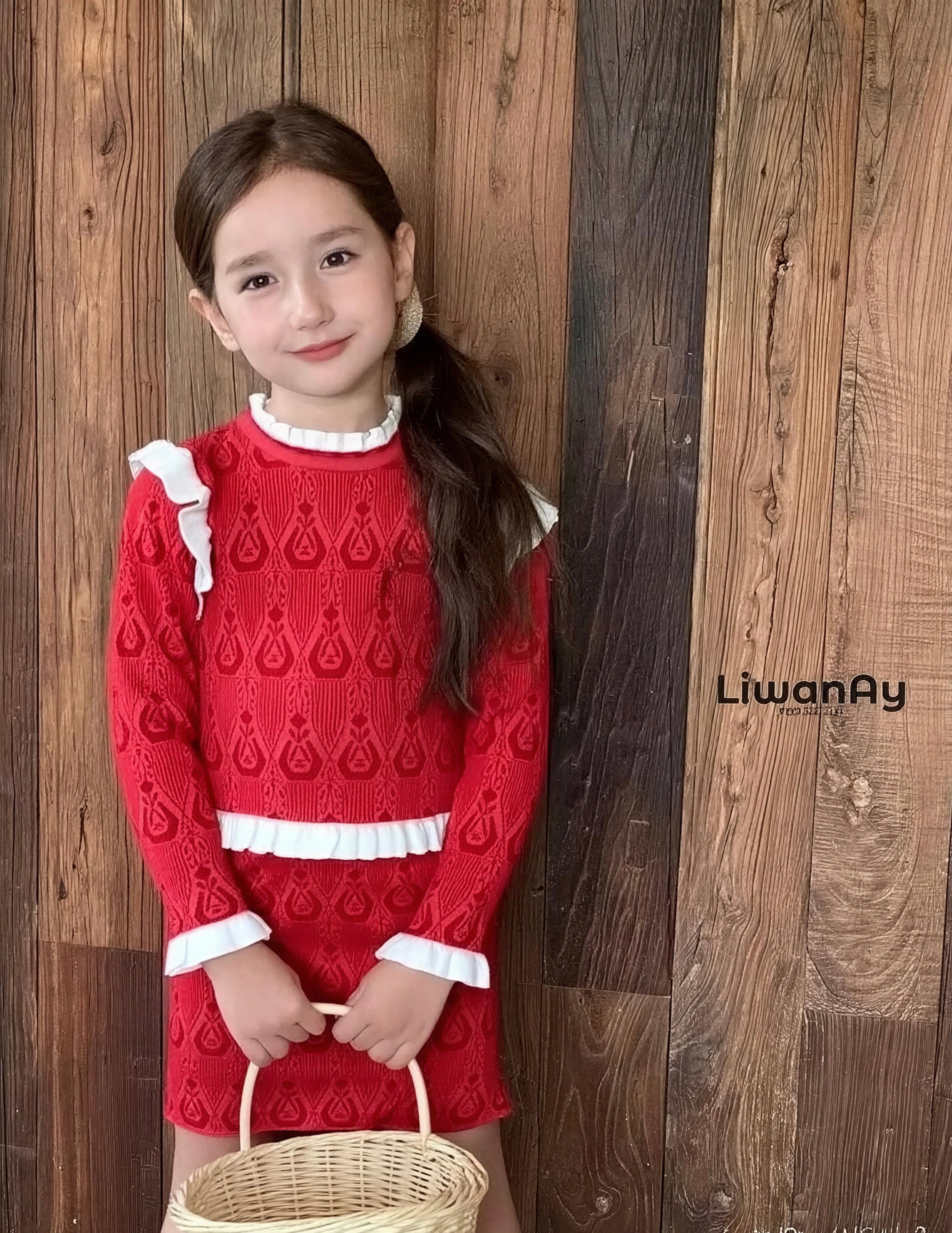 Atlas Knit Ruffle Dress – Red & Black Collection