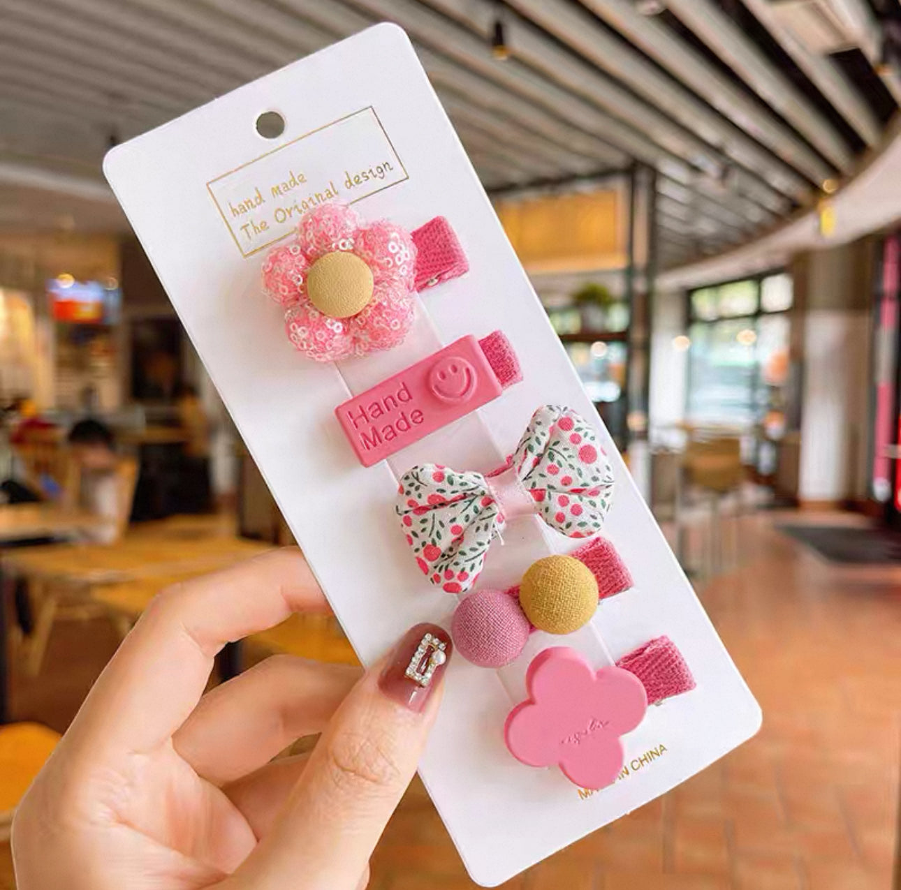 Flower & Smiley Hair Clip Set