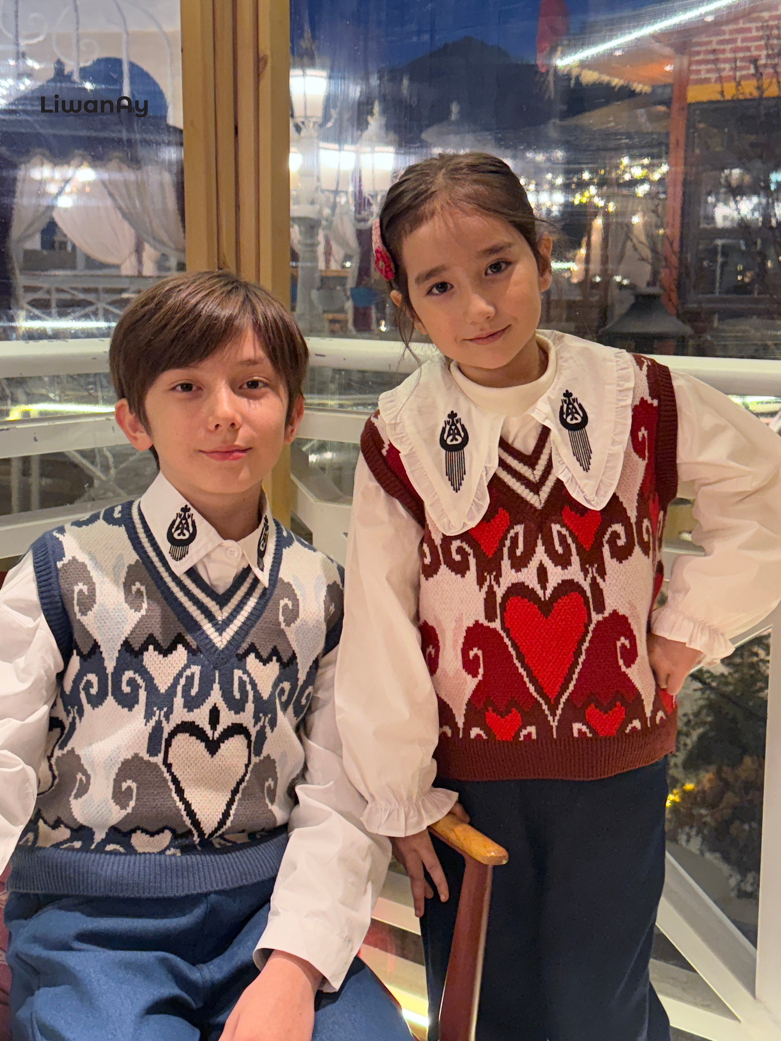 Atlas Heart Knit Vest – Red