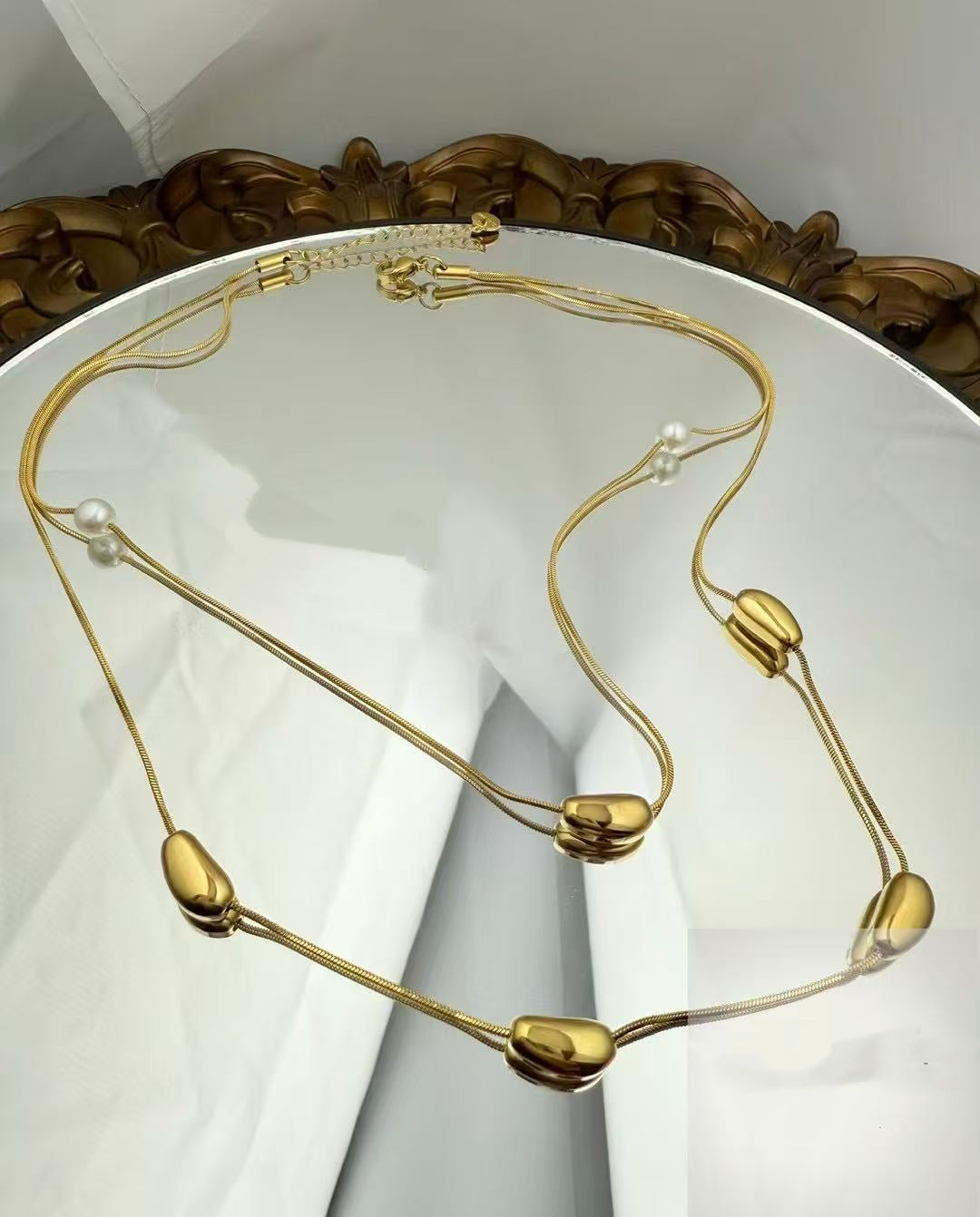 Gold Color Stainless Steel Necklace & Earrings Set（92）