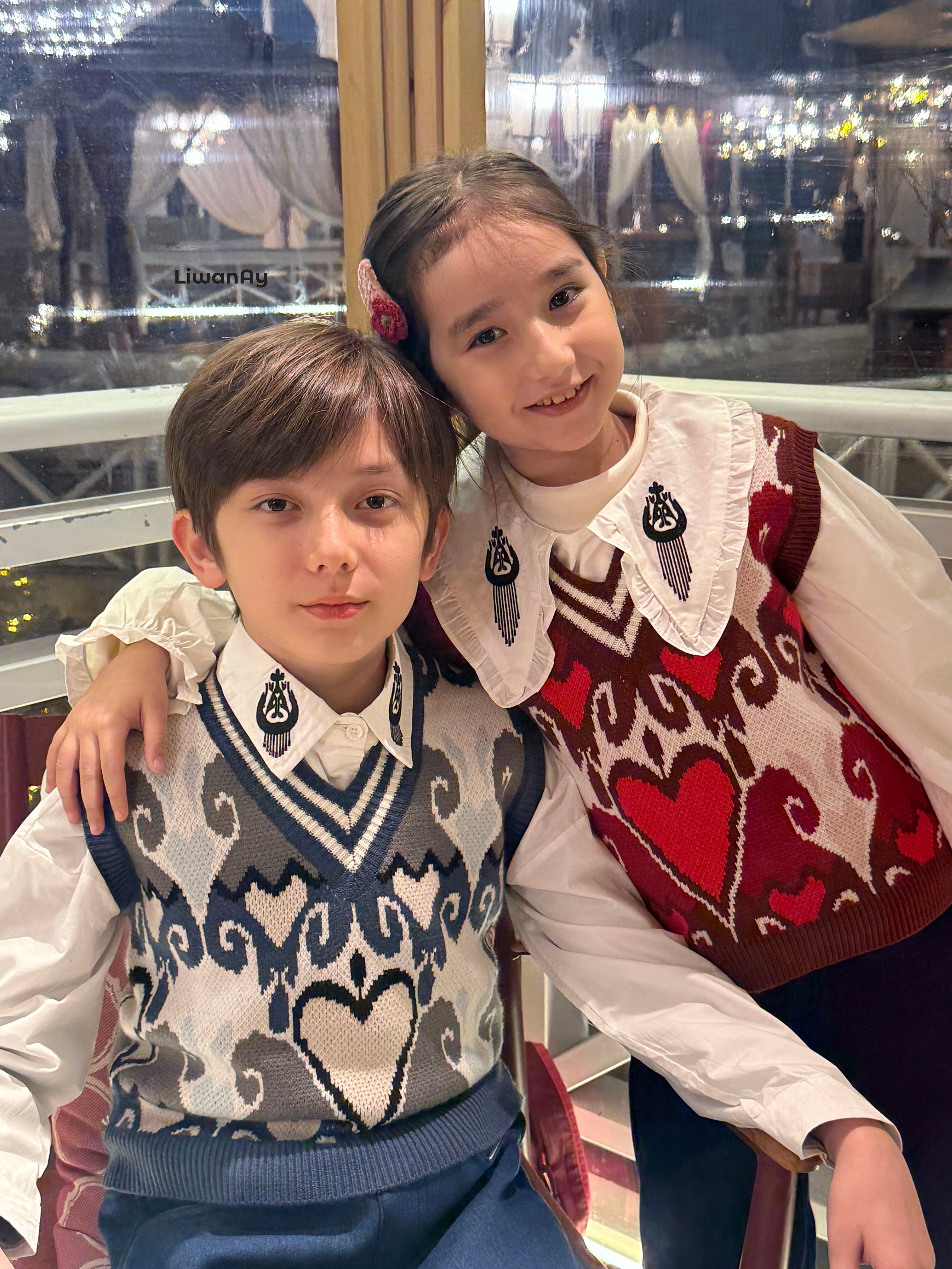 Atlas Heart Knit Vest – Red