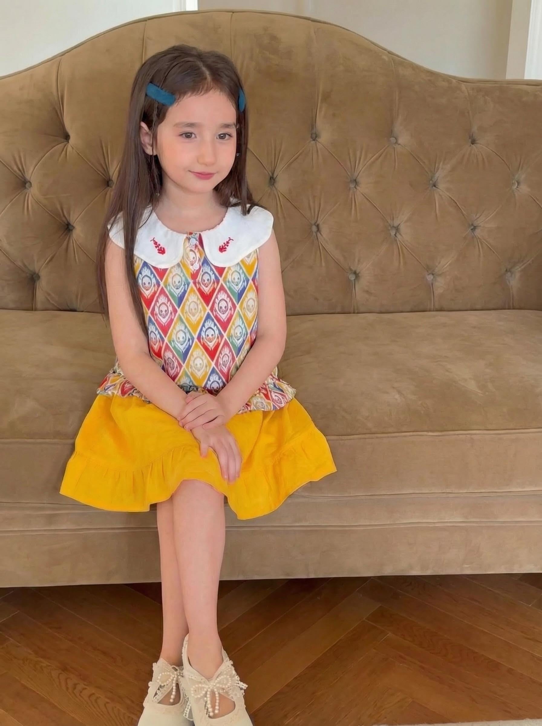 Traditional Snow White Inspired Dress – Classic Summer Princess Look