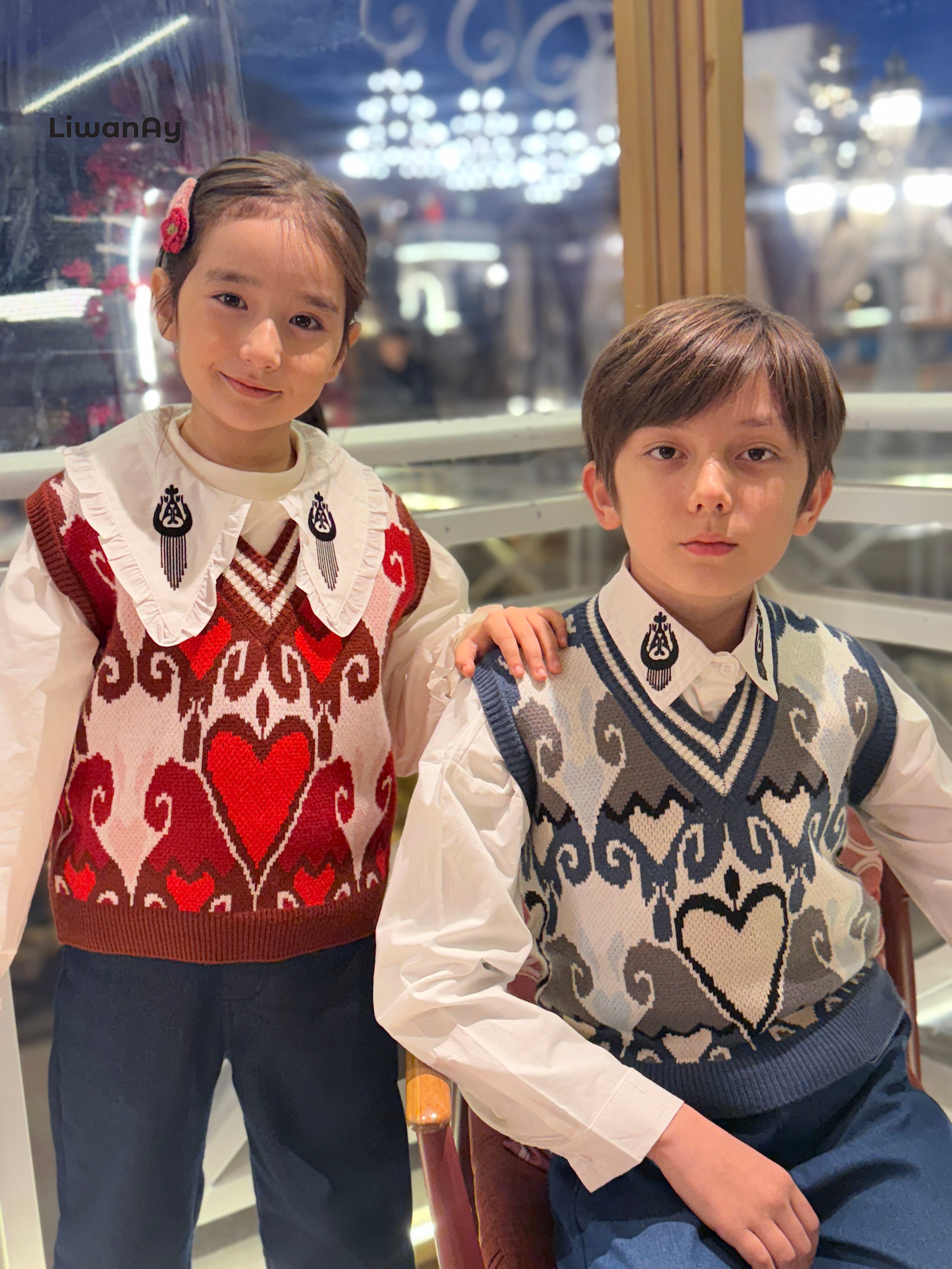 Atlas Heart Knit Vest – Red