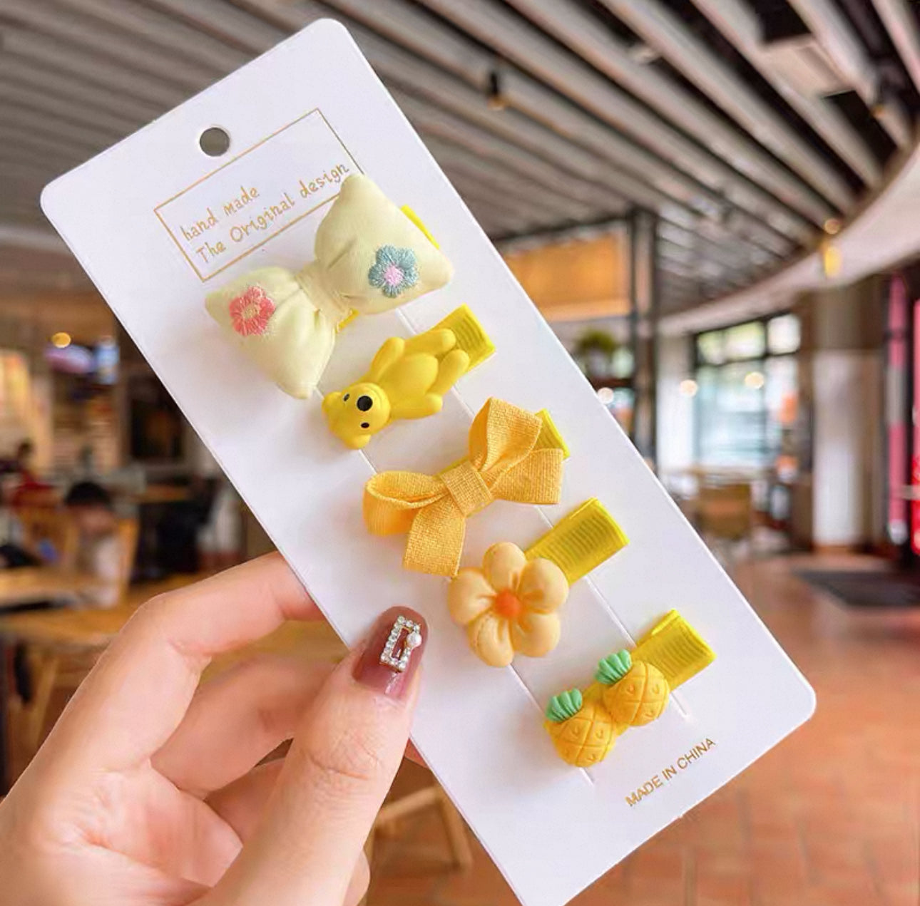 Flower & Smiley Hair Clip Set