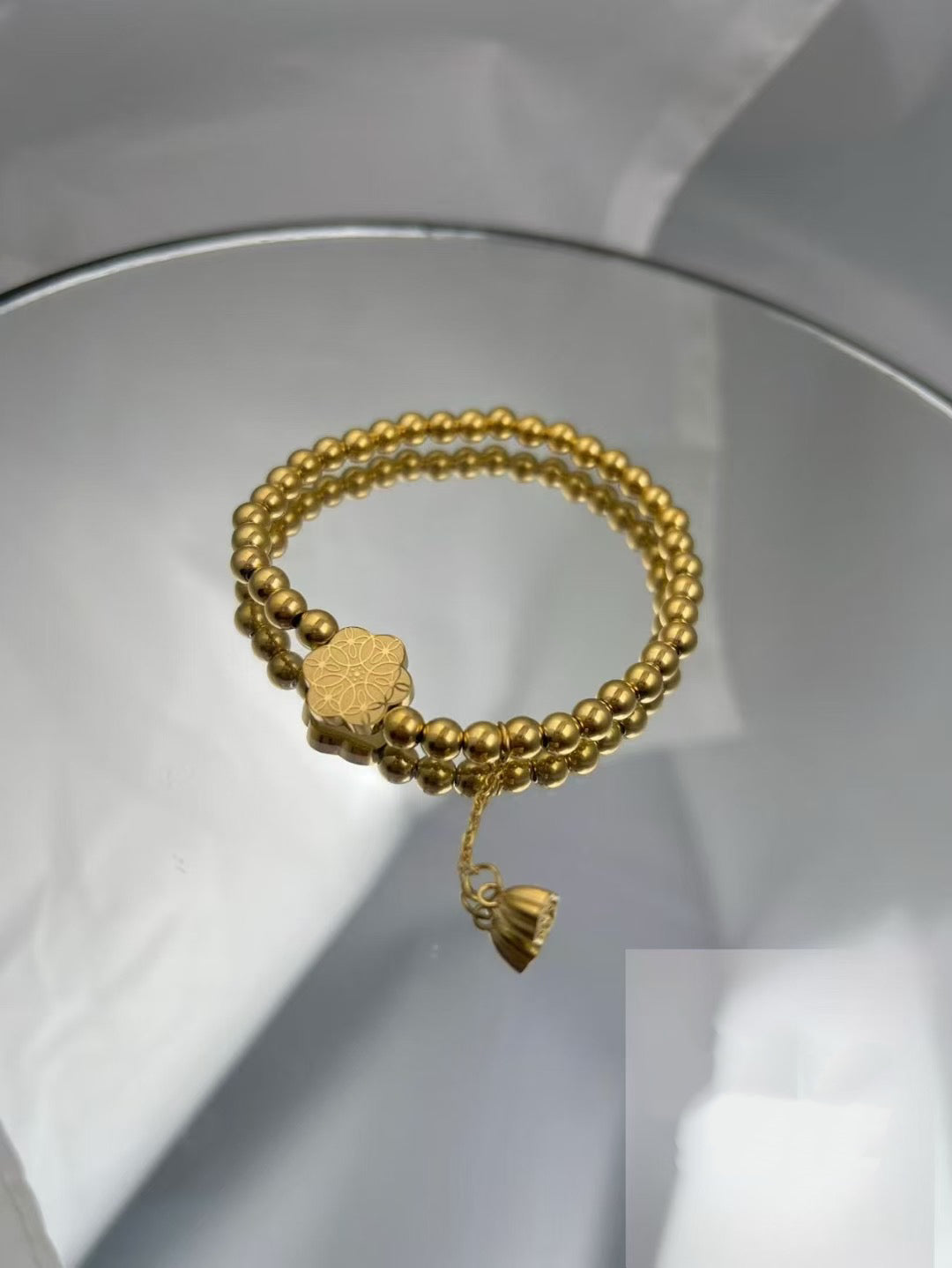 Gold Color Stainless Steel Adjustable Beaded Bracelet – Floral Charm（59）